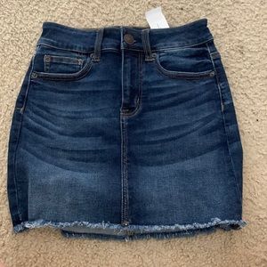 Dark blue jean skirt from American eagle